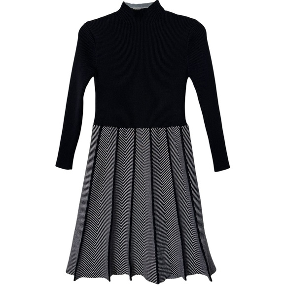 Chicwish Fit & Flare Sweater Dress Chevron Stripe Knit Black White S - Picture 1 of 5